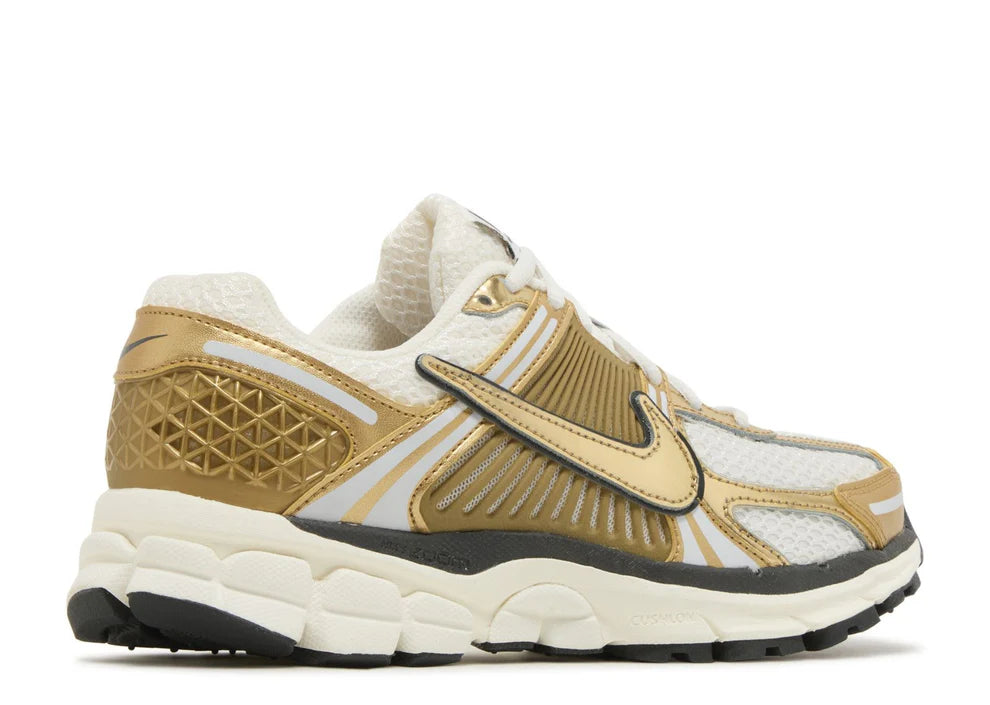 Nike Vomero 5 Metallic Gold