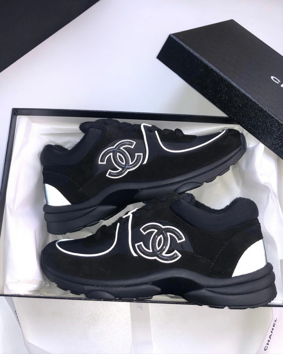 Chanel CC Runner Black Réflechissante