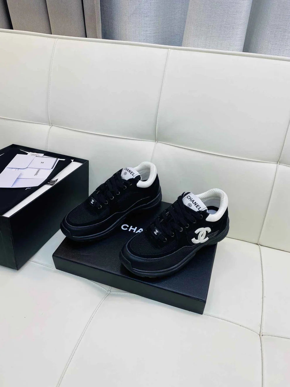 Chanel CC Runner Black/White