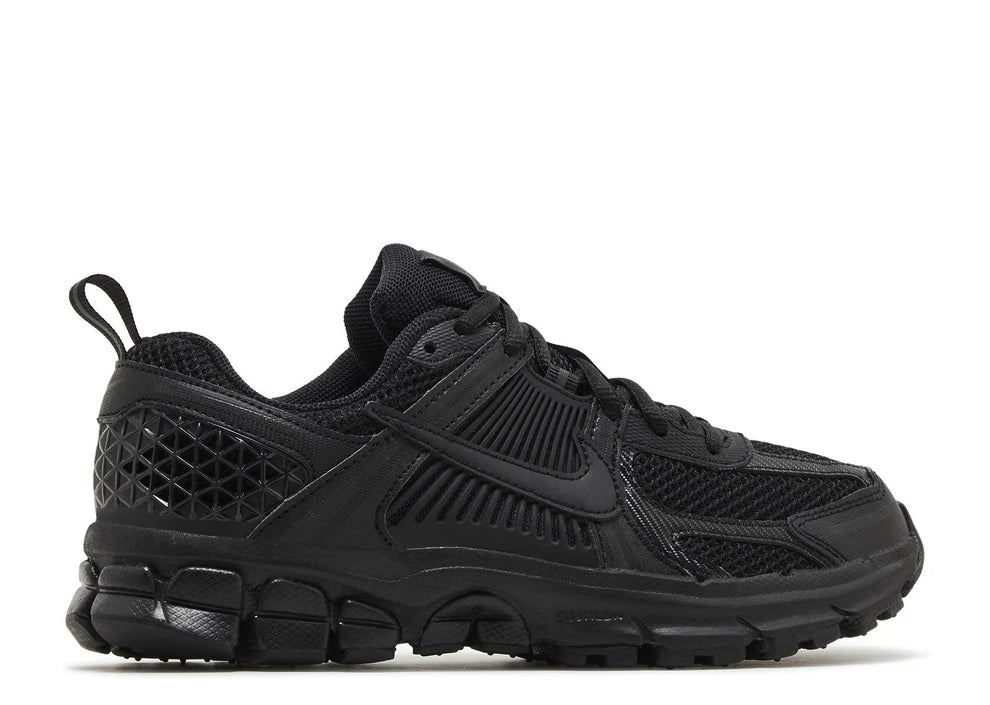 Nike Vomero 5 Triple Black
