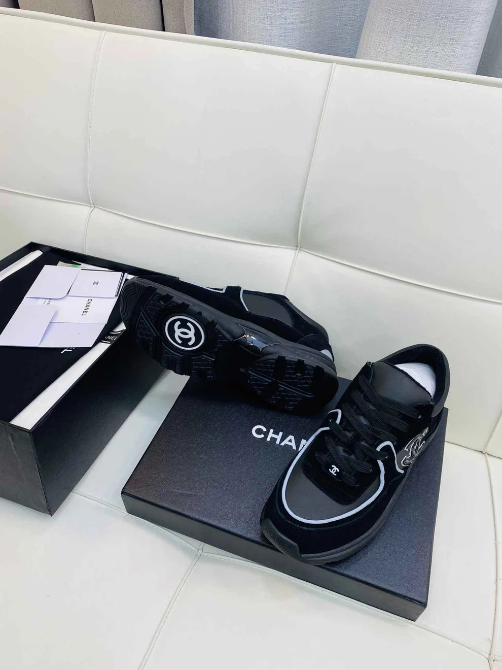 Chanel CC Runner Black Réflechissante