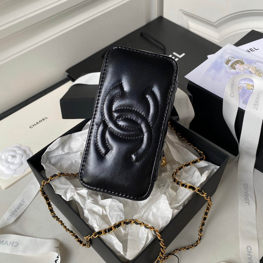 Chanel Vanity Noir