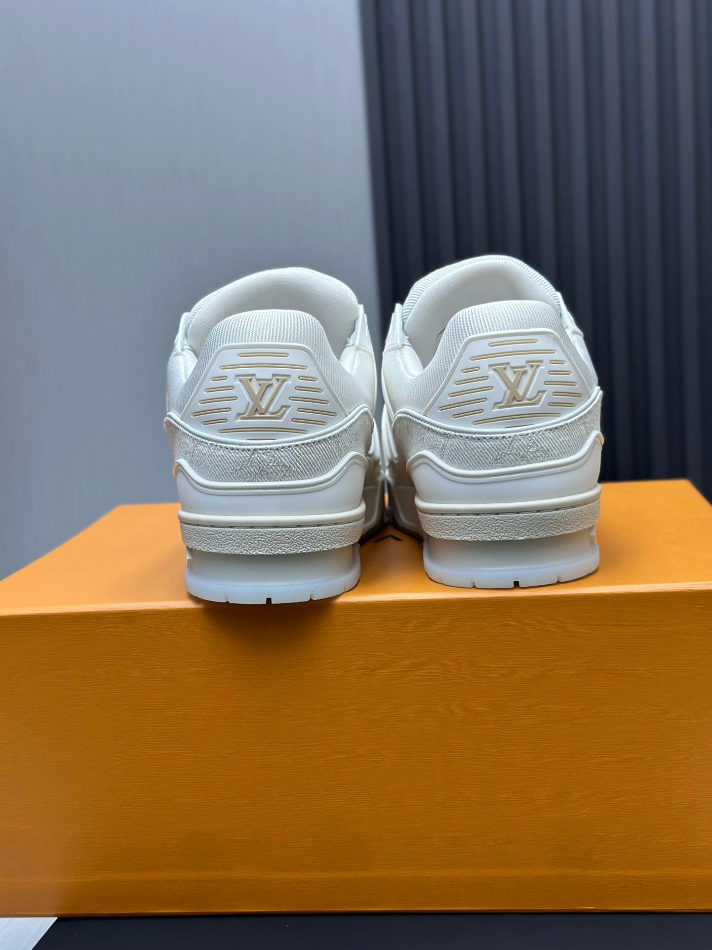 LV Trainer Blanc
