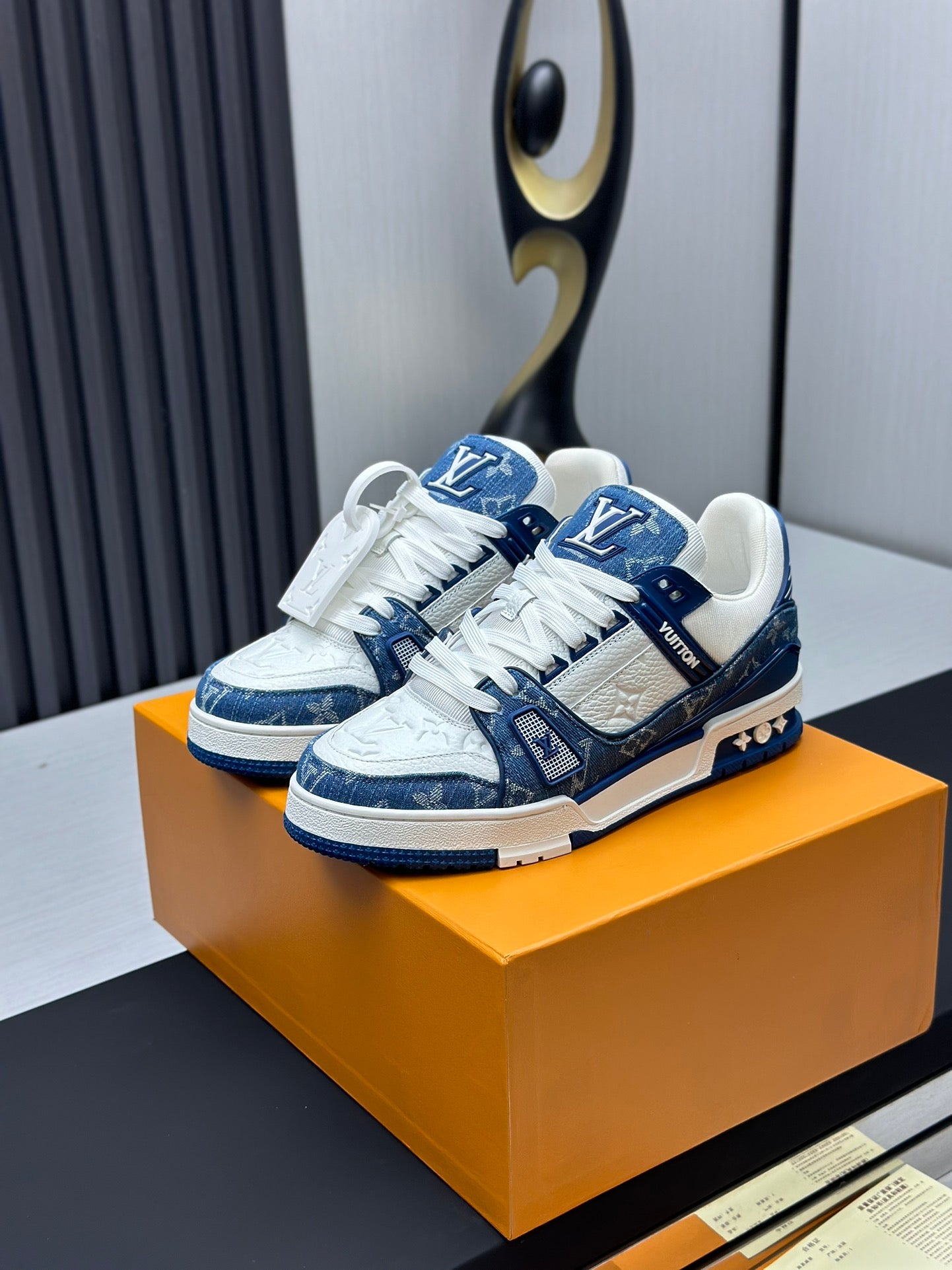 LV Trainer Bleu