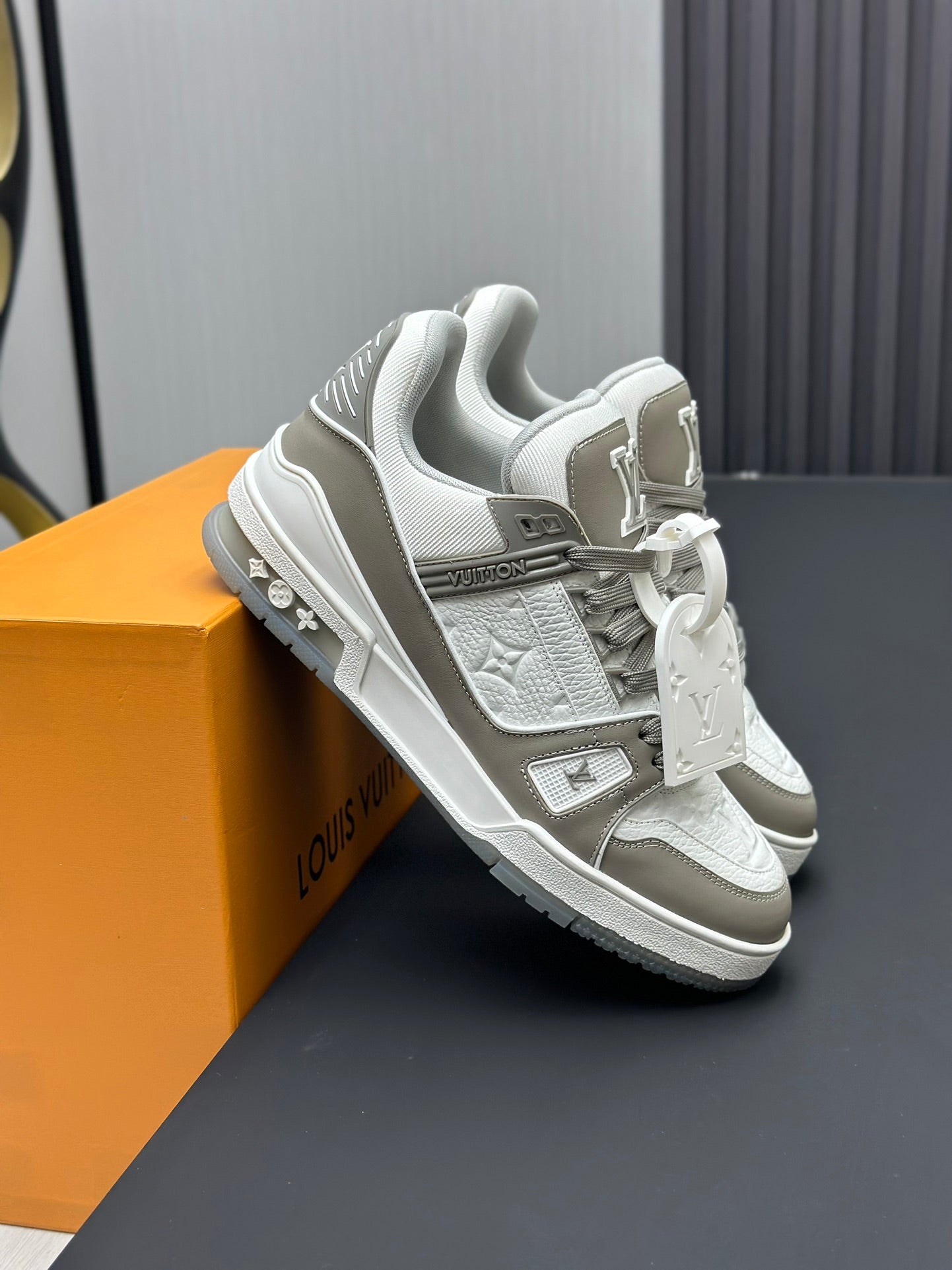 LV Trainer Marron