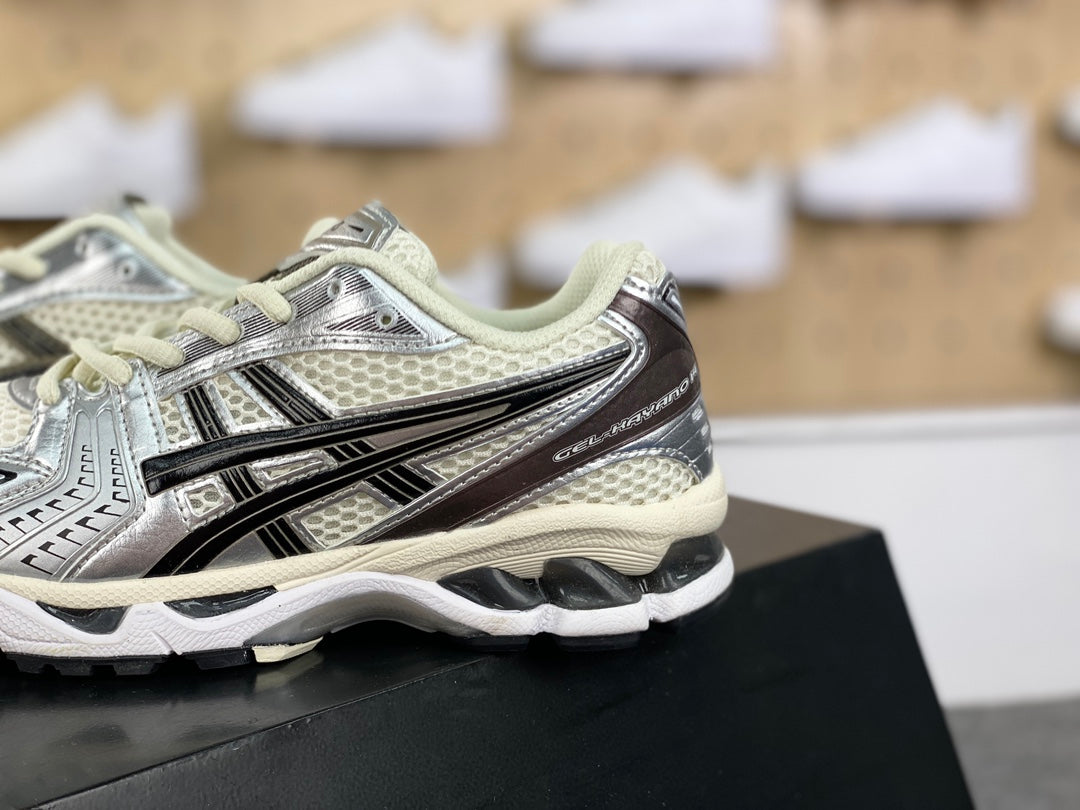Asics Kayano-14