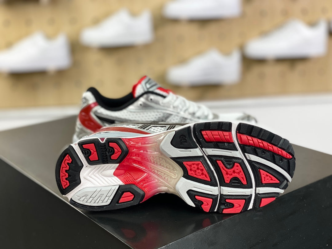 Asics Kayano-14