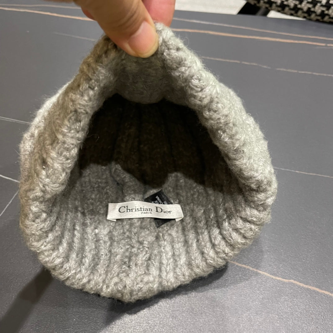 Bonnet Dior Gris